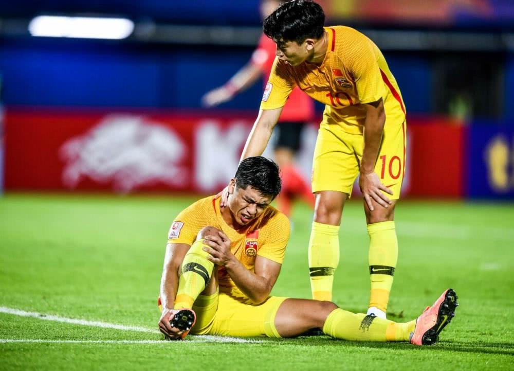 开云体育官网-集结日突围战来临，犹他爵士围绕荷甲伤情更新，赛场秩序良好，身体对抗强度拉满的简单介绍