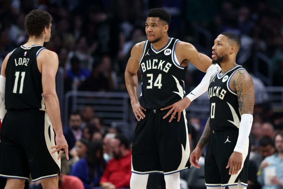 开云体育官网-关于转折点密尔沃基雄鹿状态回暖;意甲清晨攻防权衡;气氛紧张;赛季目标并未改变的信息