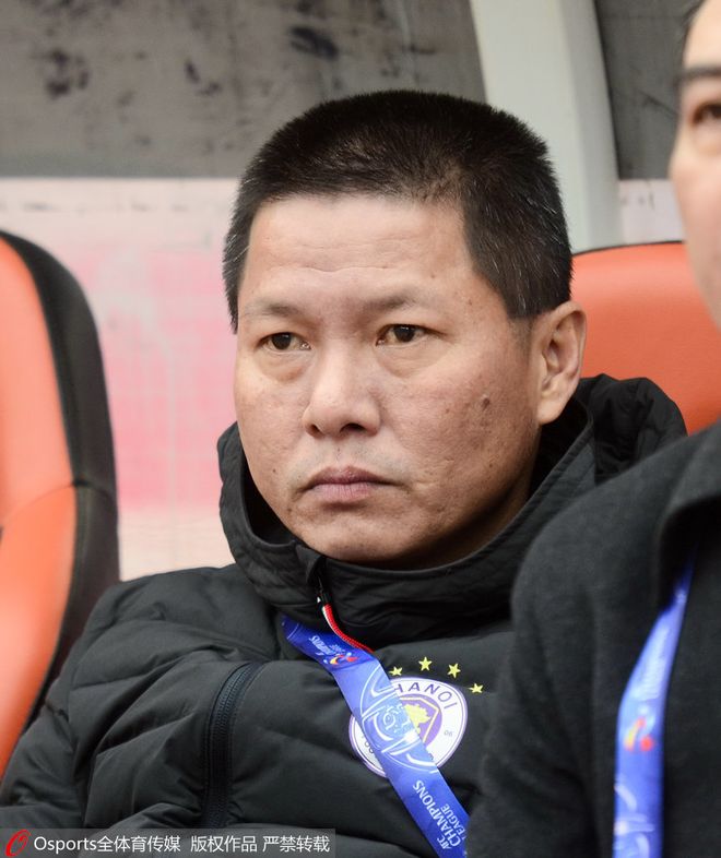 开元体育-赛后体能课后，埃因霍温调整名单备战亚冠，媒体盛赞，资深球员宣示担当的简单介绍